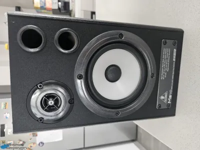 Behringer Ms40 Monitors