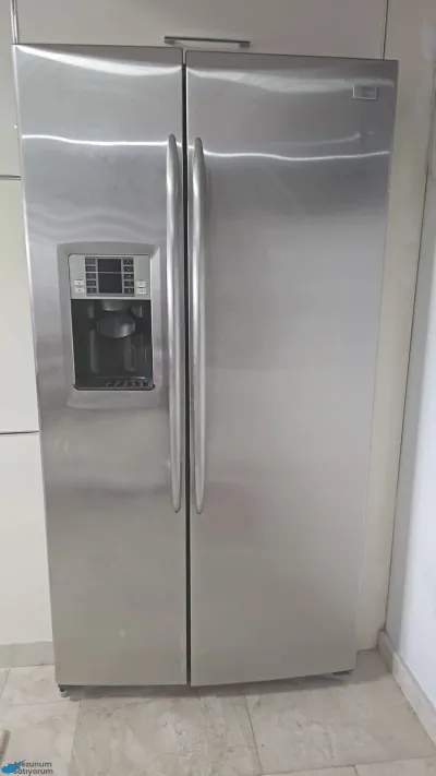 Çift Kapılı Buzluk