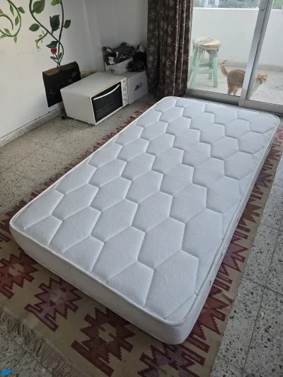 Tek Kişilik Yatak (105*190cm)