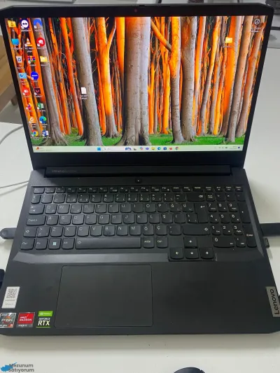 165 Hz Lenovo Serisi