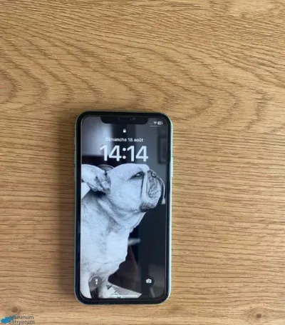 İphone 11 - 64gb
