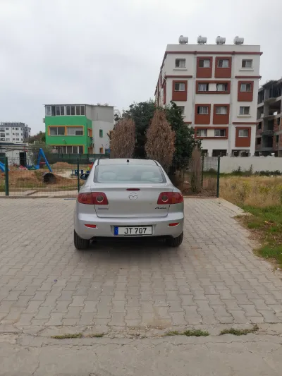 Mazada Axela