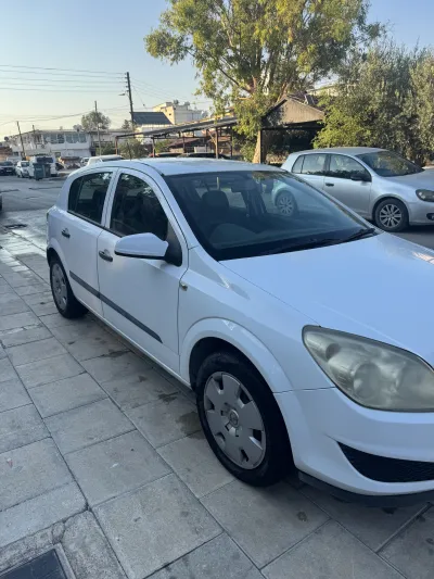 Opel/vauxhall Astra