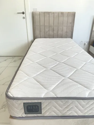 Tek Kişilik Yatak