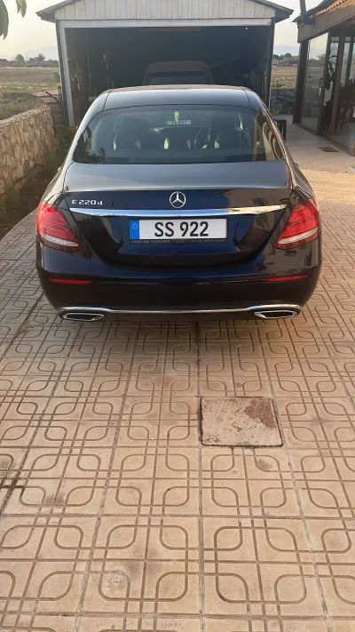 Mercedes E Serisi