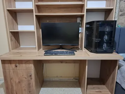 Temiz Çalısma Masası