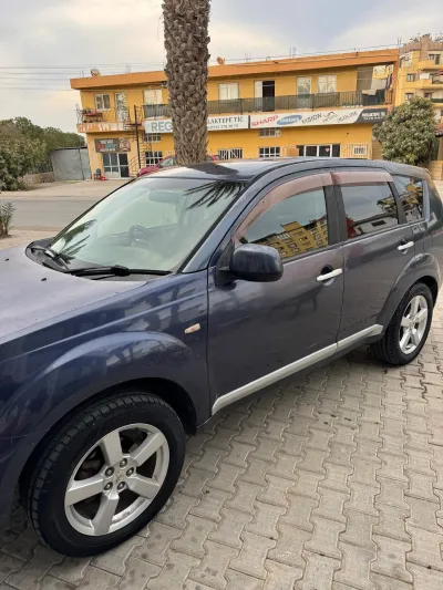 Mitsubishi/outlander