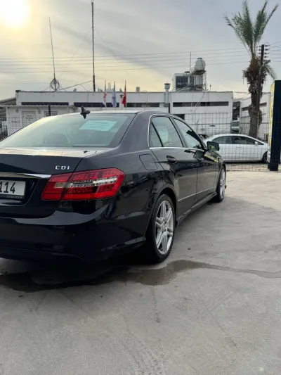 Mercedes 2010 E220 Cdi