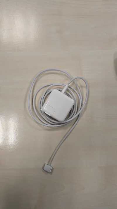 Macbook Air M4 2025