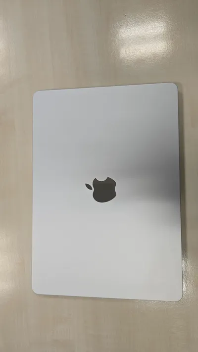 Macbook Air M4 2025