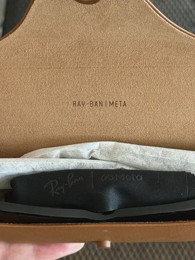 Ray-ban | Meta Wayfarer - Gen 2 Shiny Black Transitions