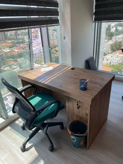 Ofis İçin Masa Ve Sandalye