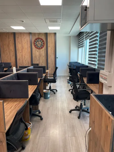 Ofis İçin Masa Ve Sandalye