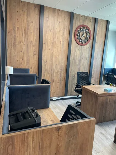 Ofis İçin Masa Ve Sandalye