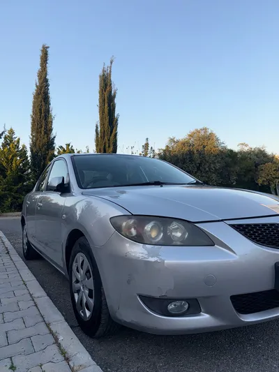 2005 Model Mazda Axela