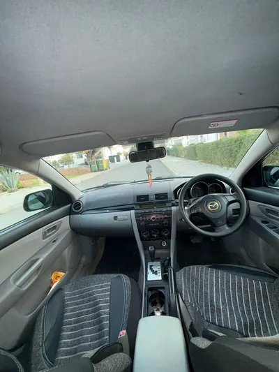 2005 Model Mazda Axela