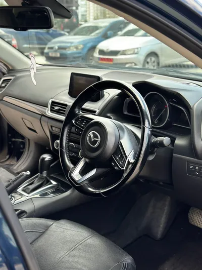 2017 Model Otomatik Mazda Axela