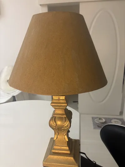 Yatak Başlığı Lambası
