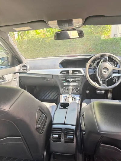 Mercedes C180 2022 Model Siyah