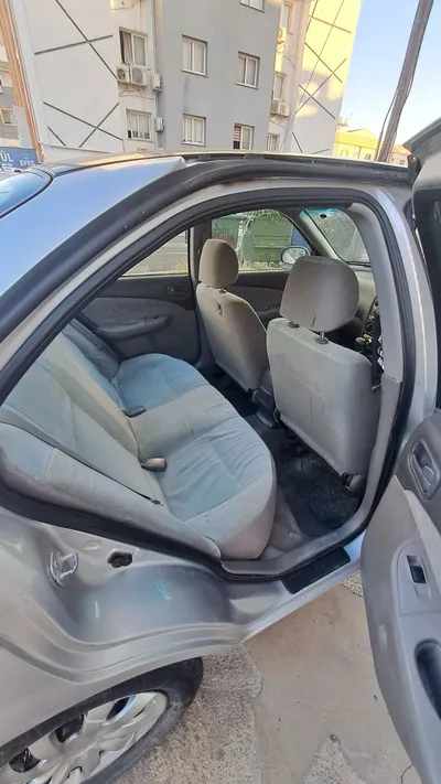 2001 Model Nissan Sanyy