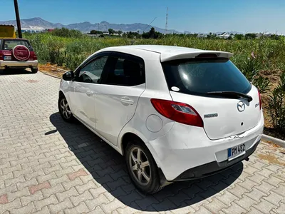 Mazda Demio 2013