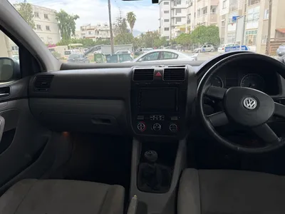 Volkswagen Golf Düz